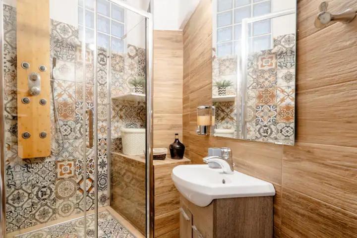 Brand New Modern Lux Apartment Close To Historical Center! Atenas Exterior foto